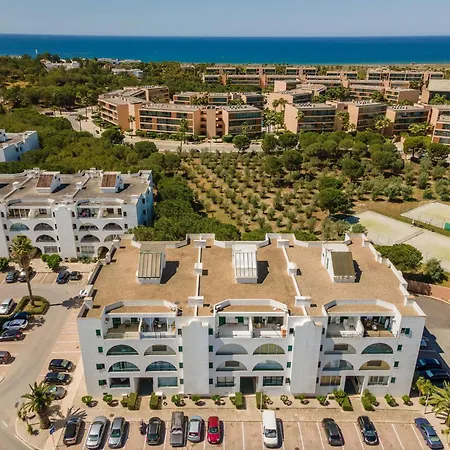 Salgados 2-Bedroom Apartment - 900M From The Beach - Wifi Guia  Exterior photo