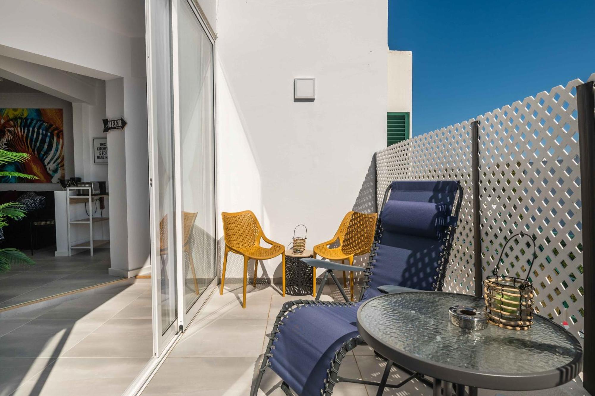 Apartment Salgados 2-bedroom - 900m From The - Wifi