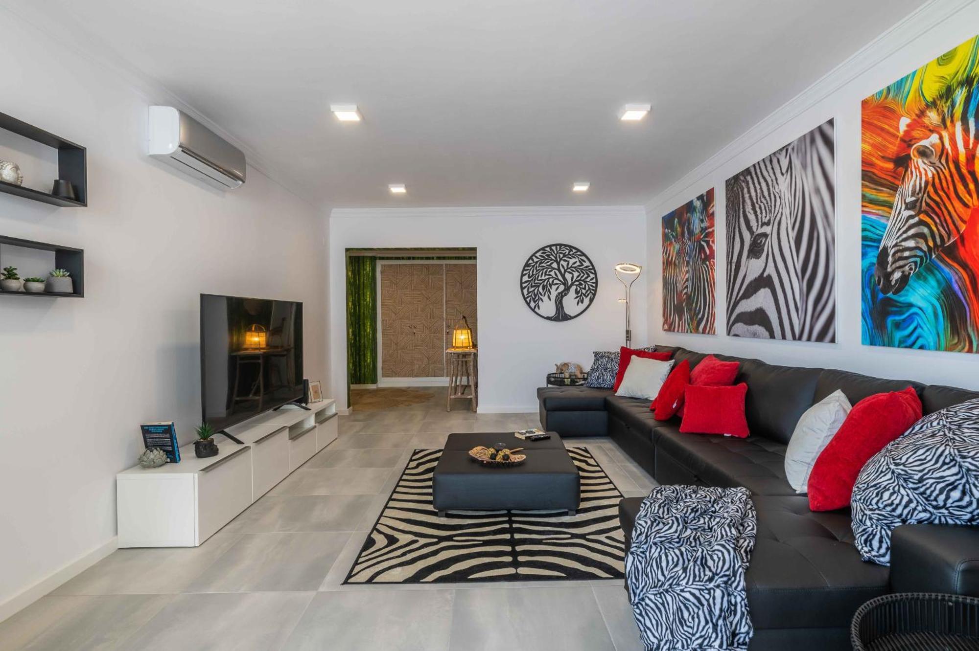 Apartamento Salgados 2-bedroom - 900m From The - Wifi *